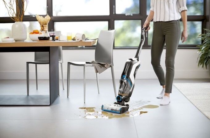 Nettoyage humide en profondeur des surfaces de la maison